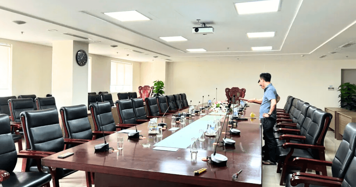 Dự án lắp đặt Micro hội trường họp trực tuyến thực tế 2