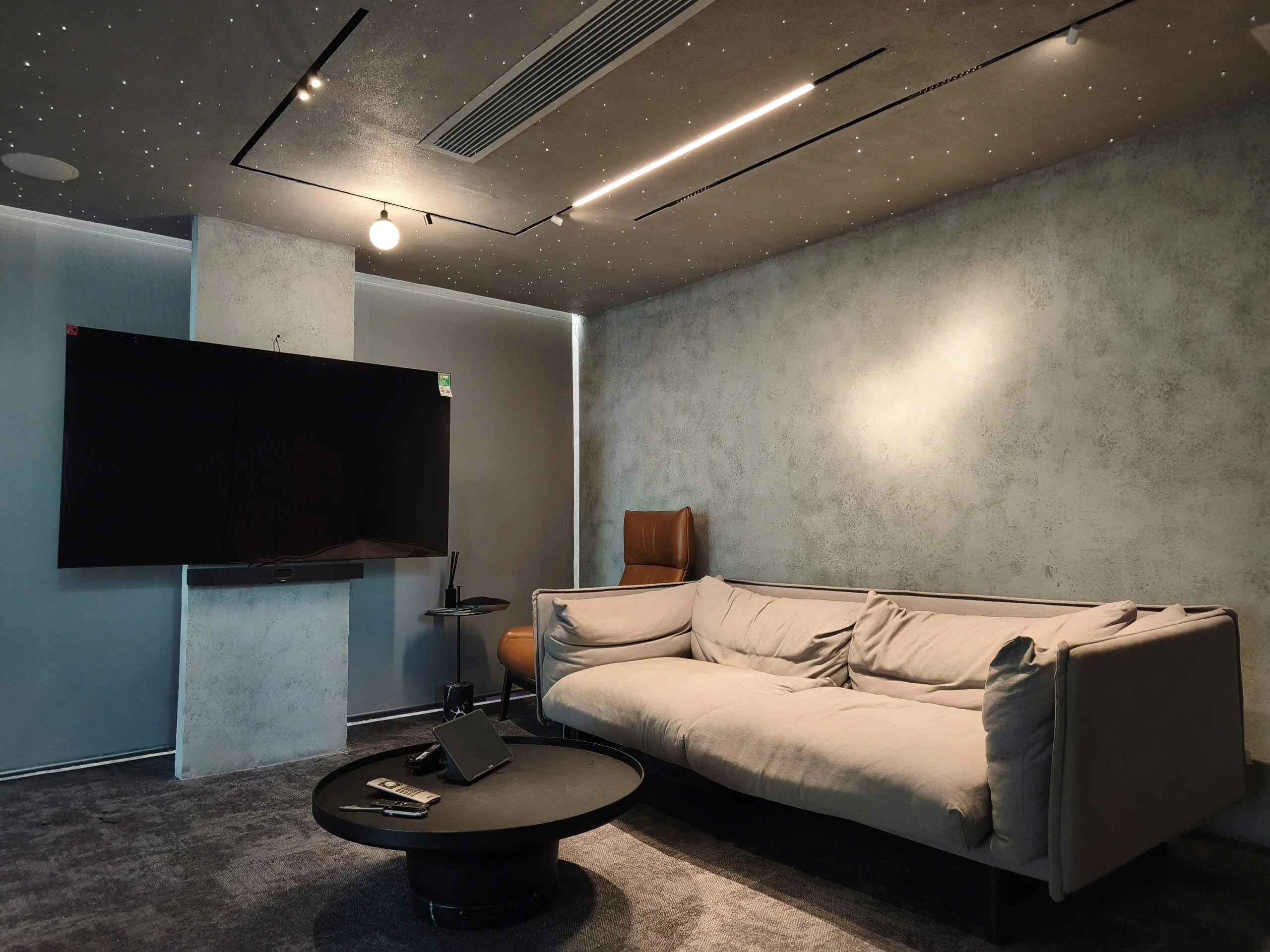 Lắp đặt phòng họp trực tuyến Zoom Room thực tế