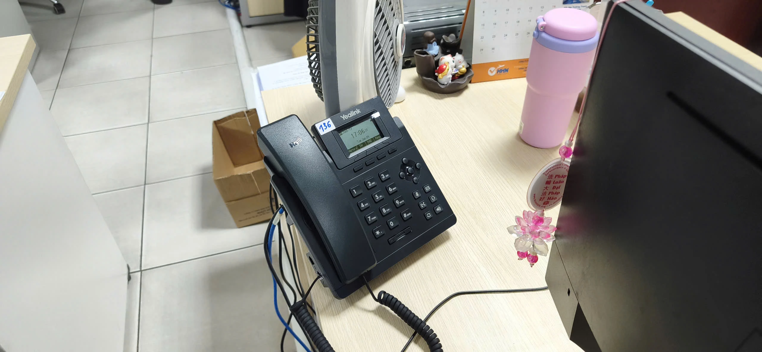 Điện thoại IP Yealink SIP-T30P thực tế 3