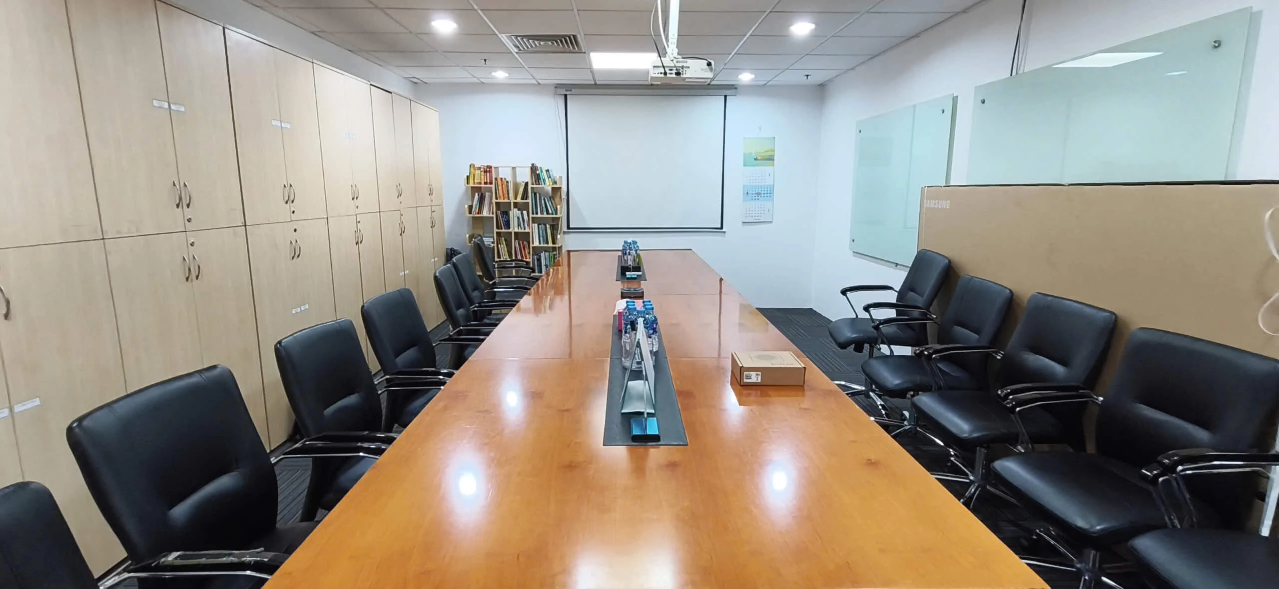Lắp đặt loa hội nghị Maxhub BM35 thực tế
