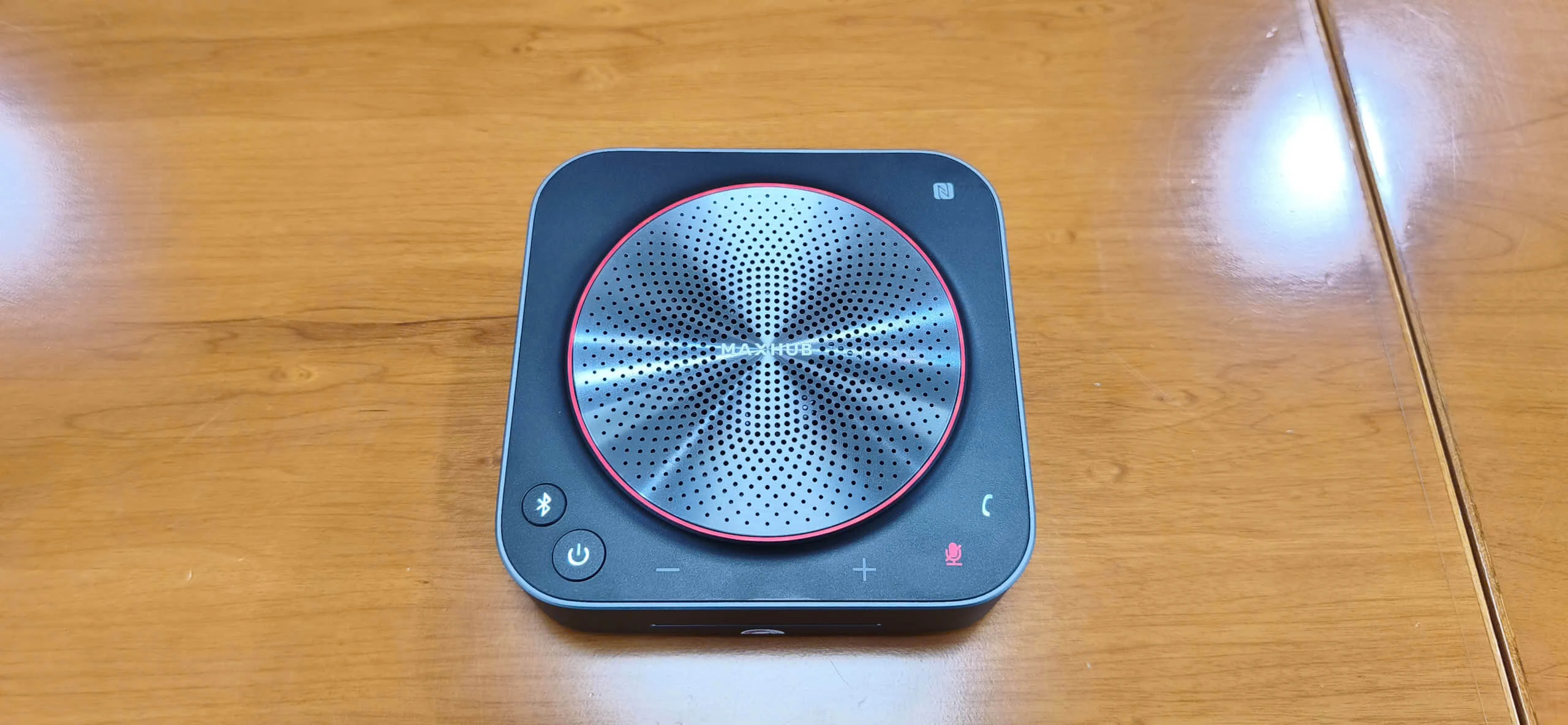 Loa hội nghị Maxhub BM35 thực tế