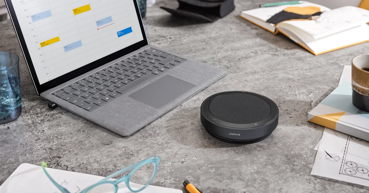 Hệ thống 4 micro beamforming AI trên loa Jabra Speak2 75 chính hãng
