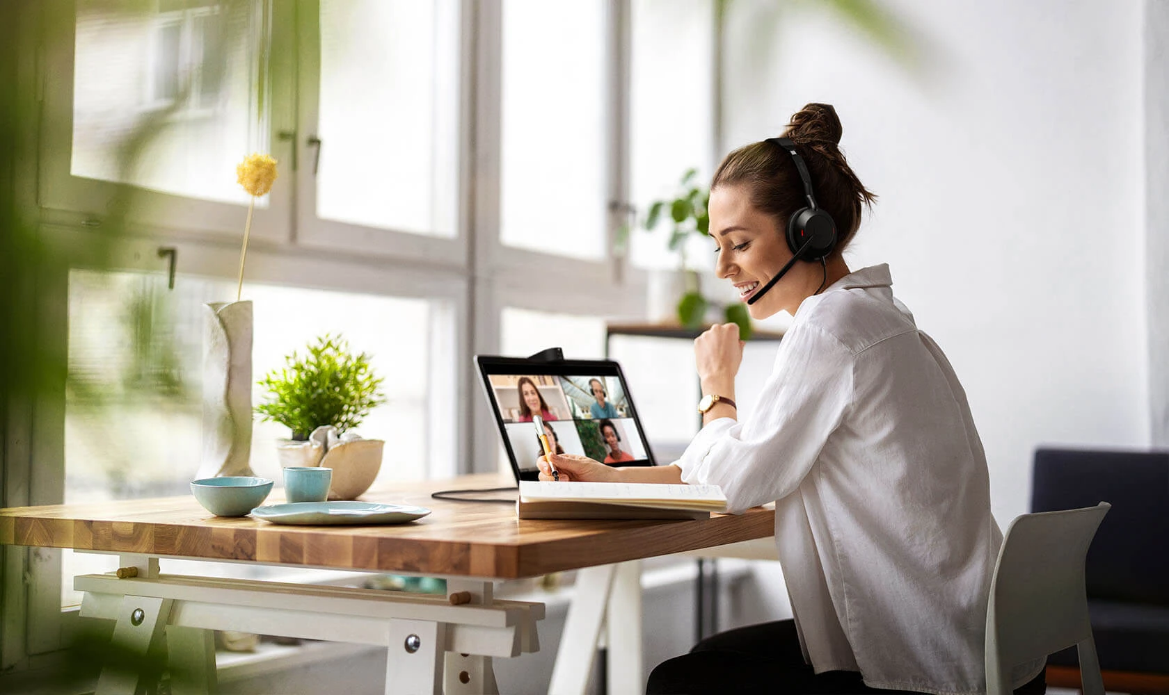 Jabra Evolve2 50 tự động bóc tách tiếng ồn