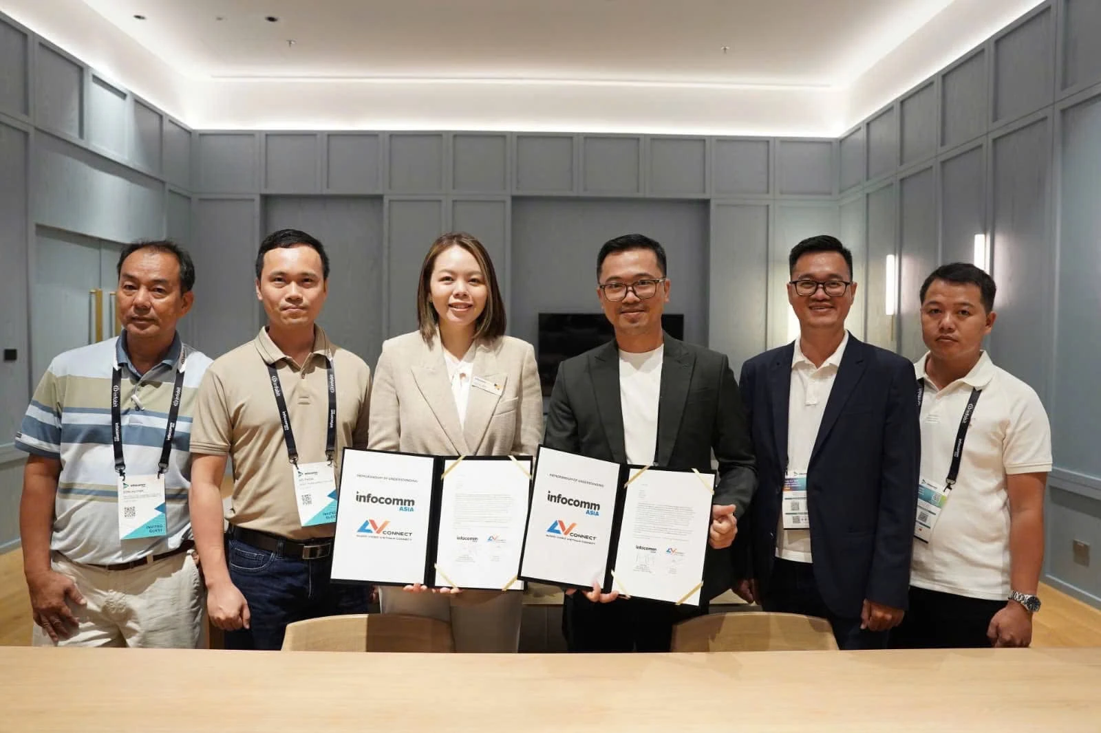 Ngọc Thiên tham gia lễ ký kết hợp tác chiến lược với InfoComm Asia