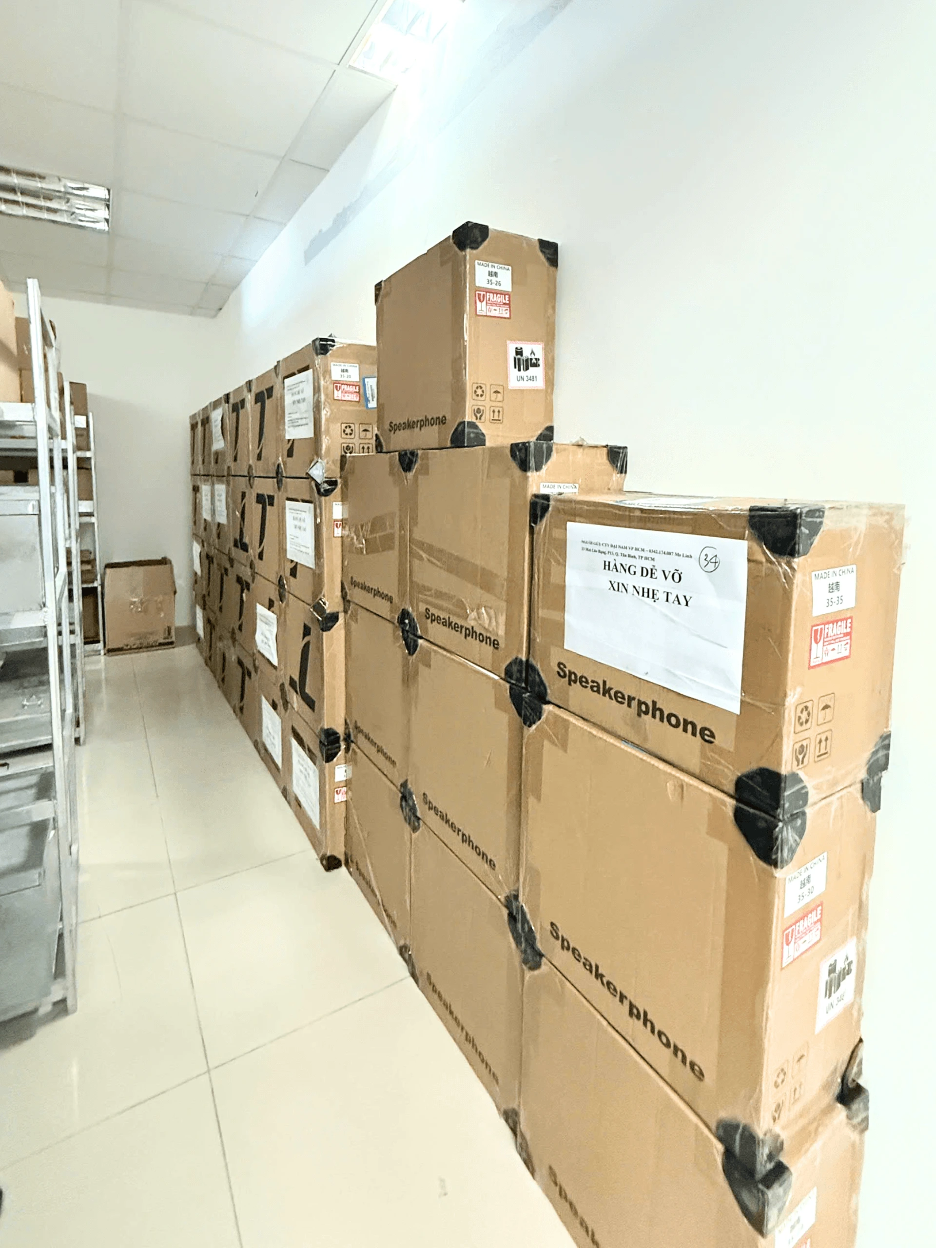 Hoàn tất kiểm tra thiết bị họp Tenvo và đưa vào kho