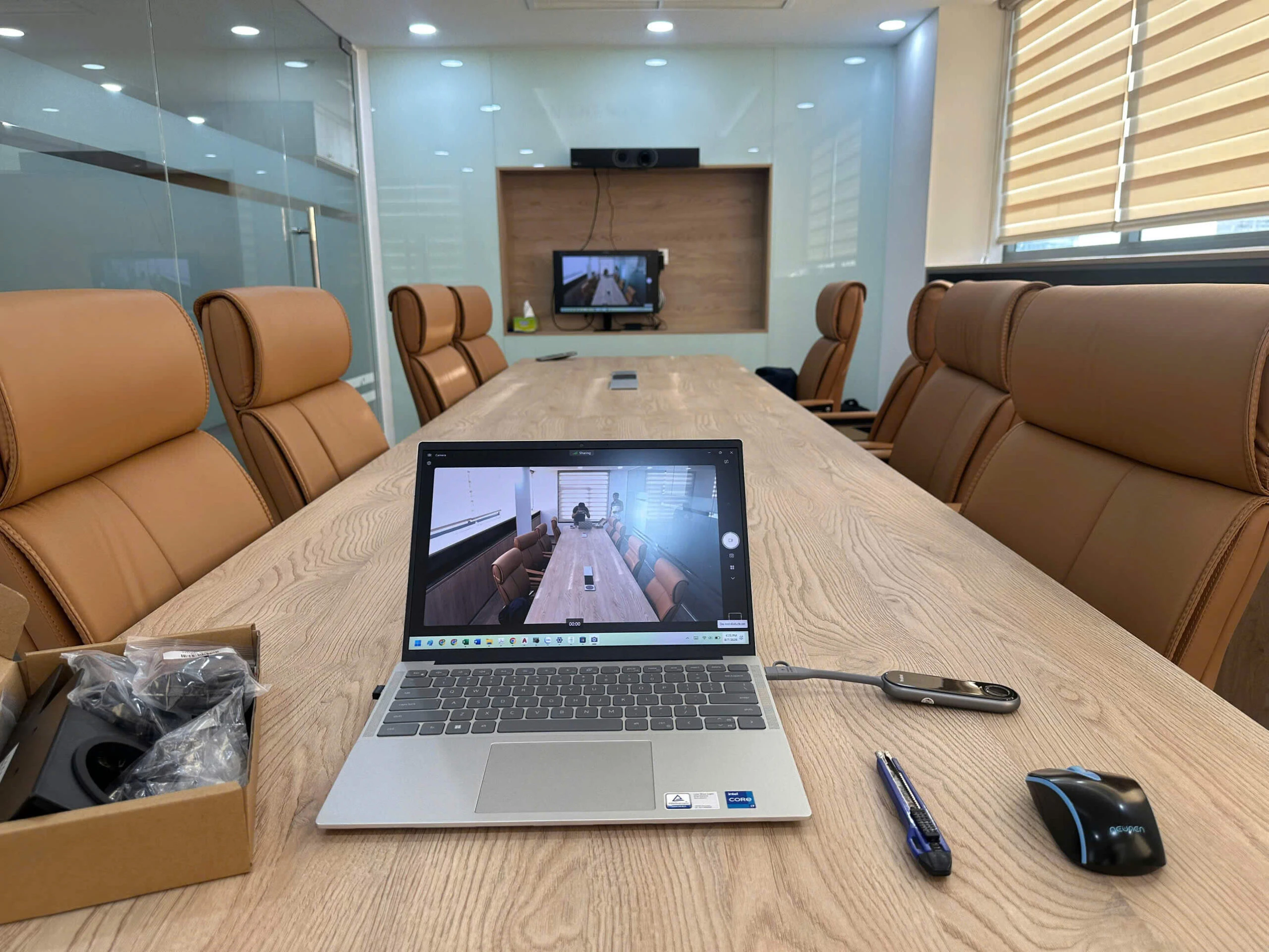 Hoàn thiện lắp đặt phòng họp thông minh Yealink A30